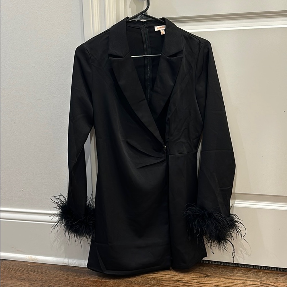 Black romper size small